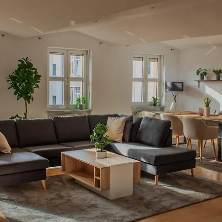 Penthouse Maisonette - Center *